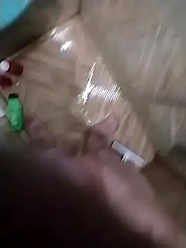 Snapshot of Pio185 chatting on November 2025 09:14:01 PM Pio185 online show from November 2025 09:14:01 PM