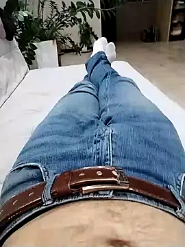 Snapshot of Pio185 chatting on February 2026 08:24:02 PM Pio185 online show from February 2026 08:24:02 PM