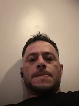 Carlosmauricio123 online show from March 2026 12:58:02 AM