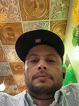 Carlosmauricio123 online show from March 2026 02:04:02 AM