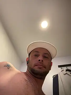 Carlosmauricio123 online show from August 2026 01:16:02 AM