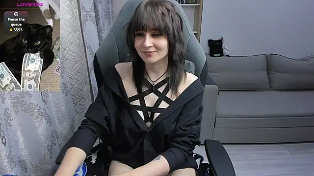MistyDark online show from July 2026 06:01:02 PM