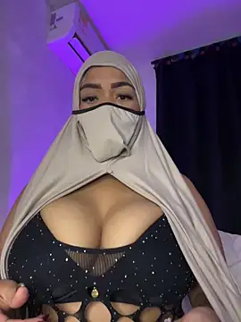 thaira aly online show from April 2026 11:05:02 PM