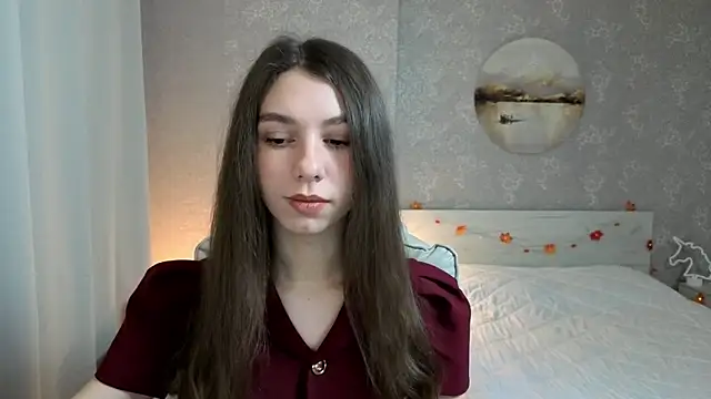 KellyShines online show from December 2025 09:36:02 AM