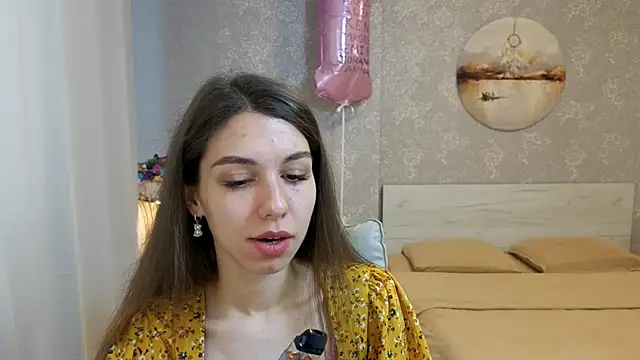 KellyShines online show from June 2026 10:14:02 AM