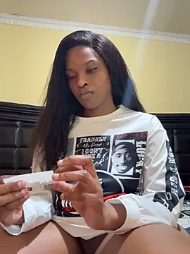 nia long21 online show from October 2025 04:15:02 PM