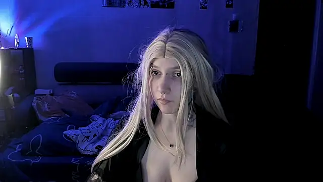 Snapshot of Akira-ivy chatting on February 2026 07:03:02 PM Akira-ivy online show from February 2026 07:03:02 PM