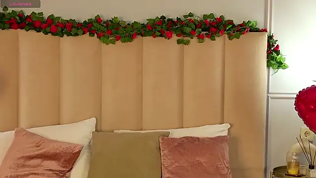 AdoraCortes online show from February 2026 05:11:01 AM