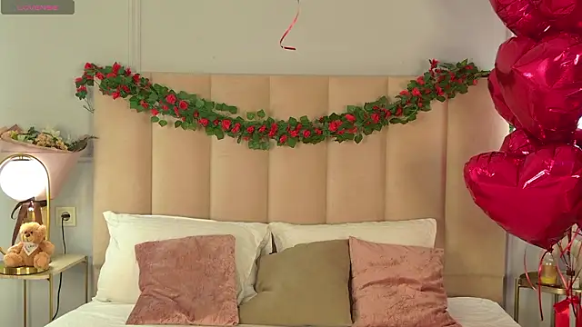 AdoraCortes online show from February 2026 05:08:02 AM