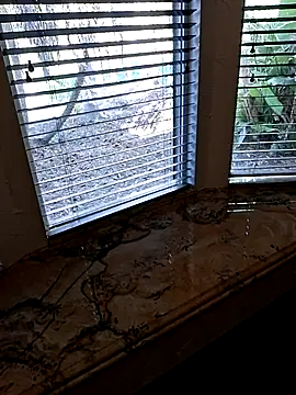 guy manley online show from October 2025 07:27:02 PM