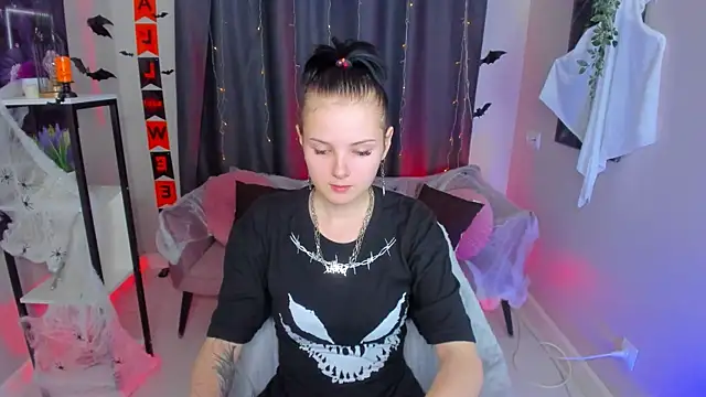 Leila xxBaby online show from October 2025 11:50:01 AM