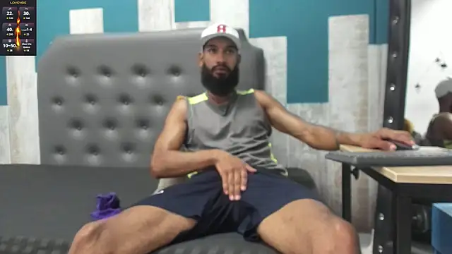 Snapshot of Damian_Shakur chatting on November 2025 06:41:02 PM Damian Shakur online show from November 2025 06:41:02 PM