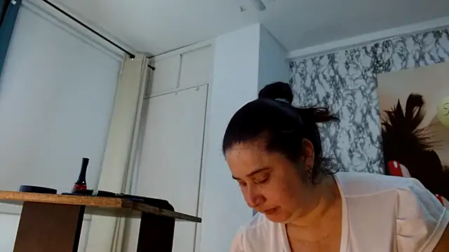 mariani smith online show from November 2025 12:16:01 PM