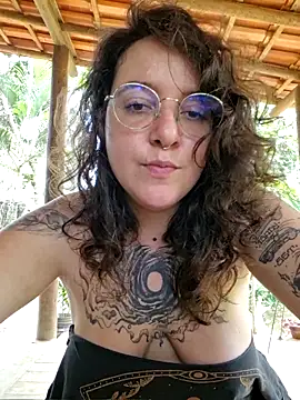 Snapshot of Blue_Liz chatting on January 2026 02:54:02 PM Blue Liz online show from January 2026 02:54:02 PM