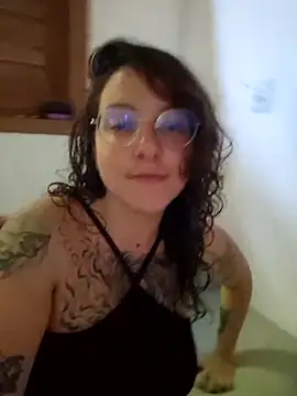 Snapshot of Blue_Liz chatting on February 2026 05:55:02 PM Blue Liz online show from February 2026 05:55:02 PM