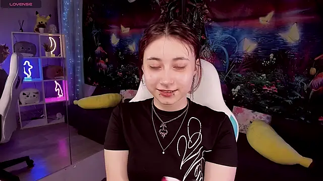 ClaraParks online show from March 2026 07:47:02 PM