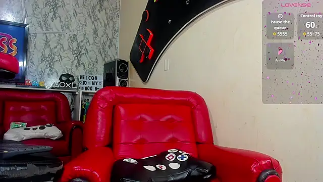 Snapshot of Dahlia_Moss chatting on October 2025 03:14:01 AM Dahlia Moss online show from October 2025 03:14:01 AM