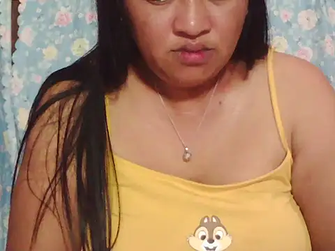 hotolivia34 online show from November 2025 03:28:01 AM