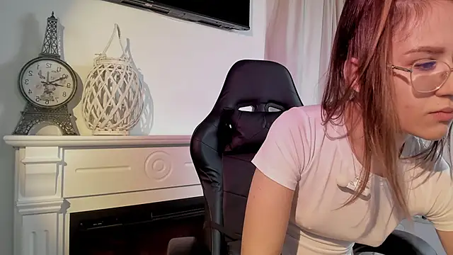 EvaBllake online show from November 2025 06:24:01 AM