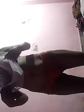 Snapshot of amolicars chatting on October 2025 06:14:01 AM amolicars online show from October 2025 06:14:01 AM