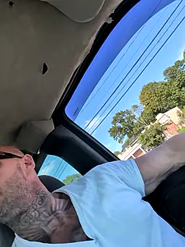 Snapshot of joeyoneill chatting on September 2025 07:58:01 PM joeyoneill online show from September 2025 07:58:01 PM