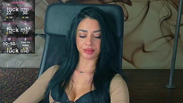 NaomiScarlet online show from November 2025 10:41:02 AM