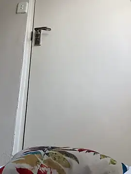 prettydollyy online show from April 2026 09:04:01 AM