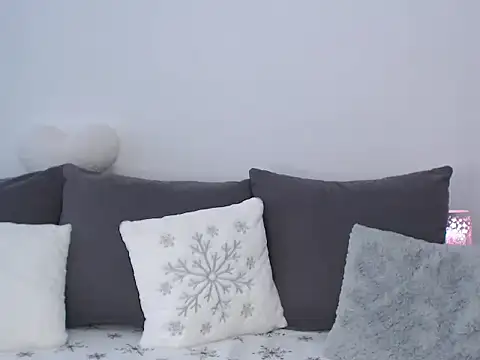 RoxanneLiss online show from December 2025 12:43:01 PM