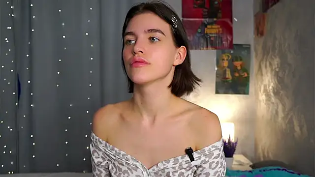 EleneButton online show from January 2026 01:42:02 AM