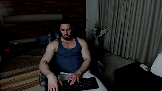 IvanHydee online show from April 2026 04:37:01 AM