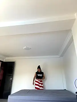 JuanitaMore01 online show from October 2025 01:36:03 PM