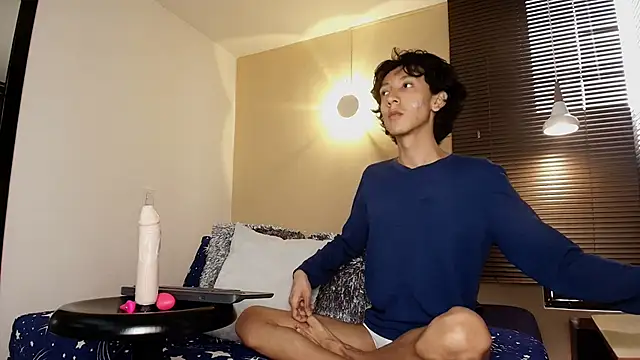 Lucian Morel S online show from November 2025 12:37:02 PM