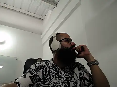 FranccoJ online show from November 2025 05:45:02 PM