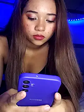 Violethroos online show from May 2026 05:01:02 AM
