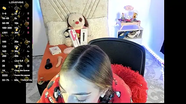 Mia Victoria22 online show from June 2026 02:44:01 AM