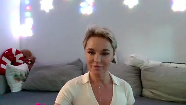 Snapshot of PleasureWeCouple chatting on December 2025 10:56:02 AM PleasureWeCouple online show from December 2025 10:56:02 AM