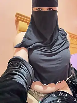  Laiali  online show from February 2026 03:44:01 PM