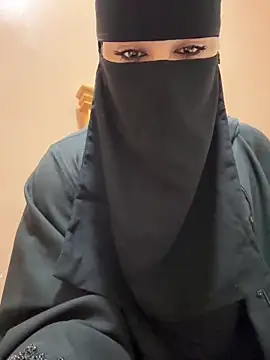  Laiali  online show from February 2026 01:41:02 PM