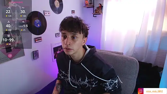 Snapshot of Nick_Bangover_ chatting on October 2025 06:07:01 PM Nick Bangover online show from October 2025 06:07:01 PM