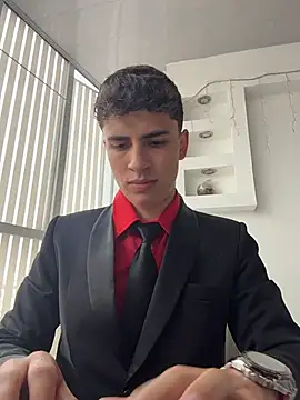 AdrianRinaldi online show from February 2026 08:03:02 PM