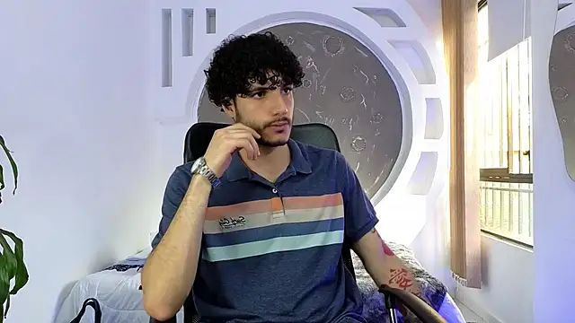 Rafael Mendezz online show from November 2025 08:32:01 PM