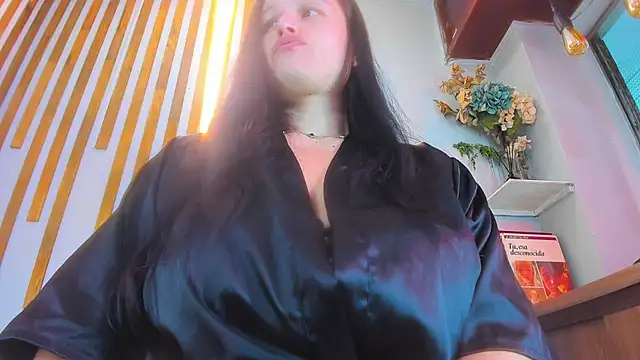 Jennifer Vega1 online show from October 2025 12:19:01 AM