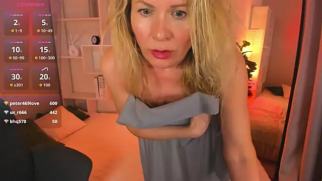 Snapshot of Julia_Giulia chatting on May 2026 06:31:02 AM Julia Giulia online show from May 2026 06:31:02 AM