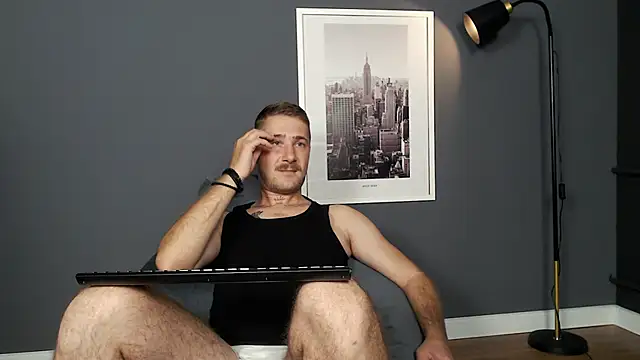 Snapshot of Mr_At_ chatting on September 2025 07:32:02 AM Mr At  online show from September 2025 07:32:02 AM