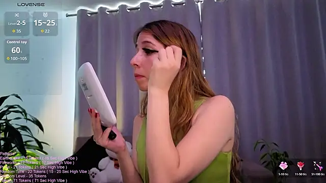 Snapshot of _LittleSammy chatting on February 2026 06:37:02 PM LittleSammy online show from February 2026 06:37:02 PM