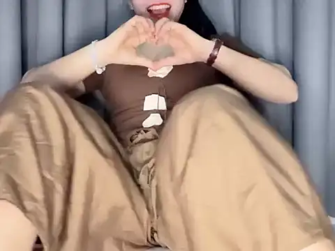 Snapshot of __Joy69__ chatting on October 2025 10:04:01 AM Joy69 online show from October 2025 10:04:01 AM