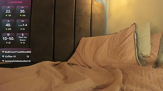 Oscar and dani online show from April 2026 07:45:01 AM