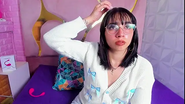 Snapshot of Niina_Sissy chatting on September 2025 03:39:01 AM Niina Sissy online show from September 2025 03:39:01 AM