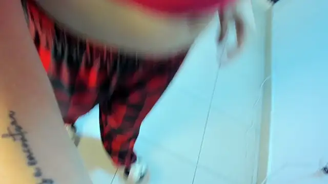 Megan Sweetas online show from November 2025 02:21:01 AM