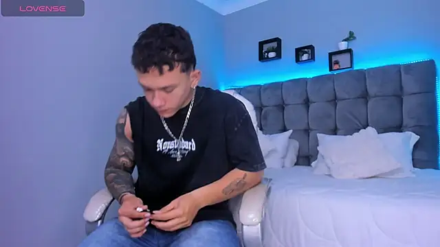 Thomas moon online show from January 2026 11:58:01 AM